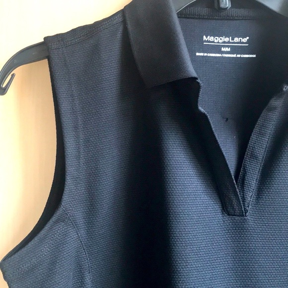 Maggie Lane golf tee- worn once. Sporty classic preppy clubhouse - Picture 2 of 7